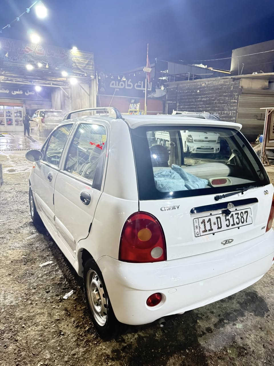 السلام عليكم ورحمة الله وبركاته
كيو كيو موديل 2013 
محرك وگير وتبريد مكفول 
بس الصدر الخلفي يرادله تصليح واكو طخة بالباب كلش بسيطة موضحة بالصورة والباقي كله سليم 
السعر 39 وبيها مجال 
متواجد على الماسنجر 
او الواتساب ***********
