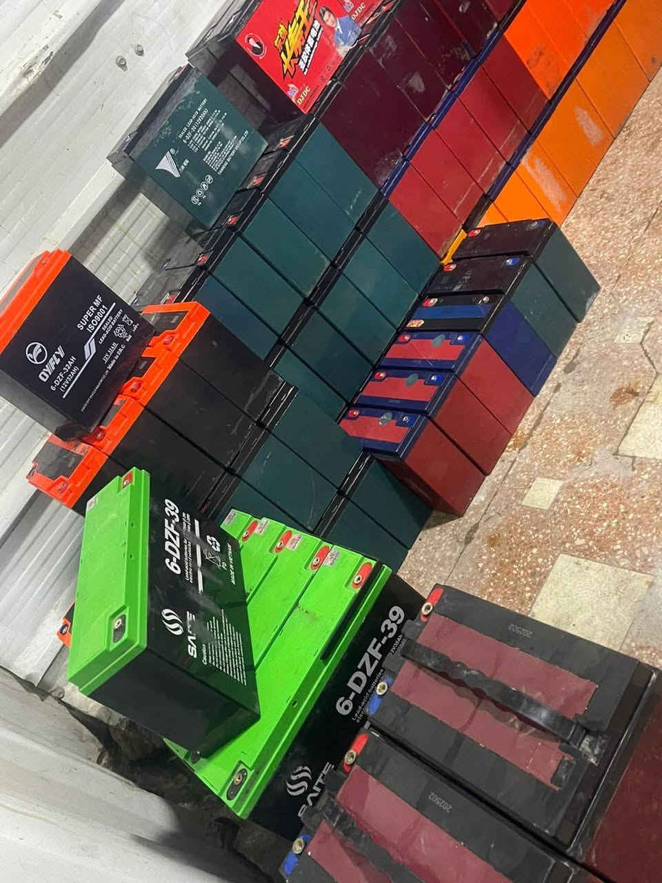 السلام عليكم توفر بطاريات واشاحنات دراجه شحن العلوان الديوانيه حي العصري مقبل الدفاع


**إذا كنت صاحب هذا الإعلان وتريد حذفه لأي سبب، رجاءا أرسل رسالة إلى الدعم الفني**