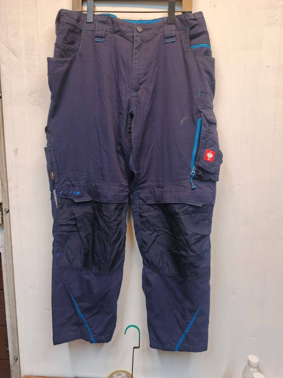 سلام عليكم متوفر بنطرون عمل اوربيه متوفر جميع قياسات 🦺👷


**إذا كنت صاحب هذا الإعلان وتريد حذفه لأي سبب، رجاءا أرسل رسالة إلى الدعم الفني**