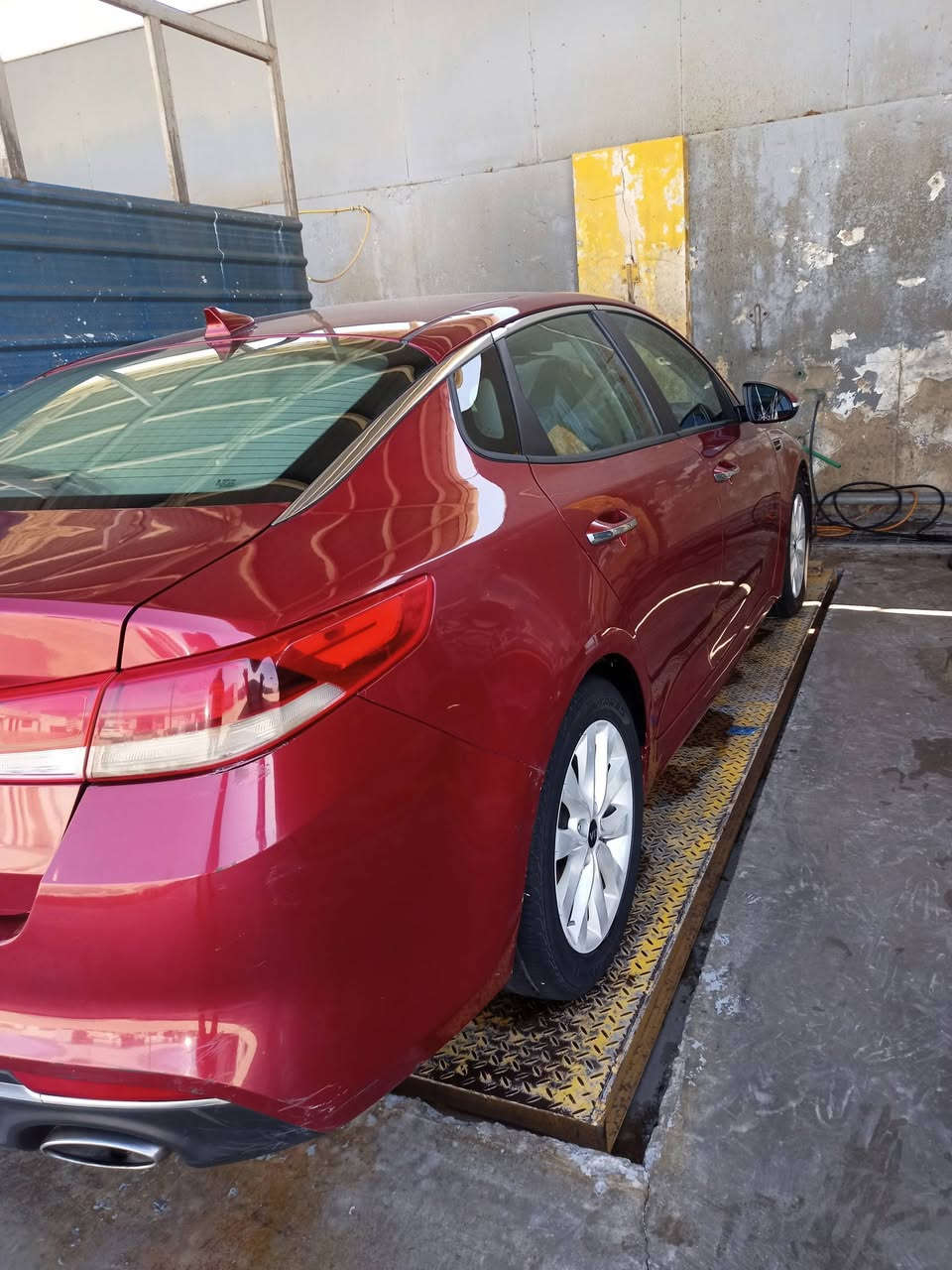 اوبتما 17
مكينة 2400 
فول مواصفات عدا الفتحة
حادثها بنيد و جاملغ صبغ فقط 
باب سائق كلير فقط
سنوية 2030 ب اسمي 
مشروع وطني تحويل ثاني يوم 
مكان السيارة مركز الكوت 
للتواصل ***********
السعر 130 وبيها مجال
