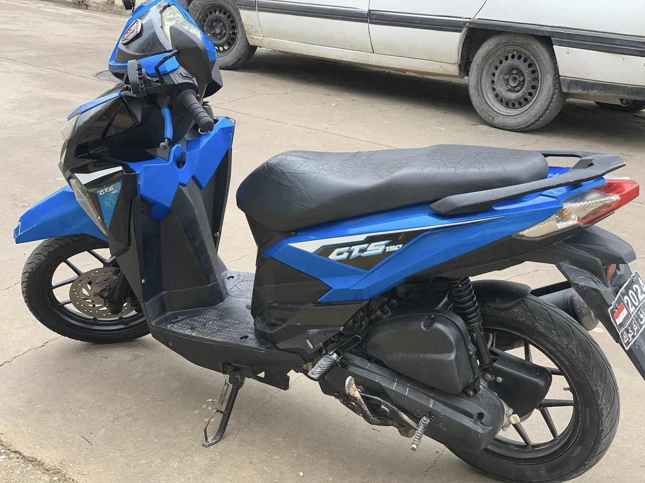 دراجه للبيع محرك يوبن نضام كامكو كهربائيات فول كله شغال محرك نضيف لاستفسار خاص


**إذا كنت صاحب هذا الإعلان وتريد حذفه لأي سبب، رجاءا أرسل رسالة إلى الدعم الفني**