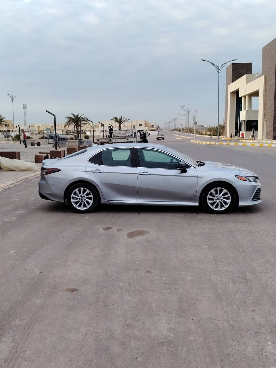 السلام عليكم للبيع بسعر 162 كامري 2023 دخول جديد امريكي الضرر بنيد وجاملغ السياره ماشيه 50 الف تحويل اي محافظه تترقم مكينه 2500 شرط كير ومكينه وصدر وتبريد كله على وضع الشركه حته التايرات بعدهن مال شركه حيل حلوه السياره رادارت جانيه اماميه كله شغاله مابيه اي نقص العنوان تكريت مراوس بيع يرهم
***********
