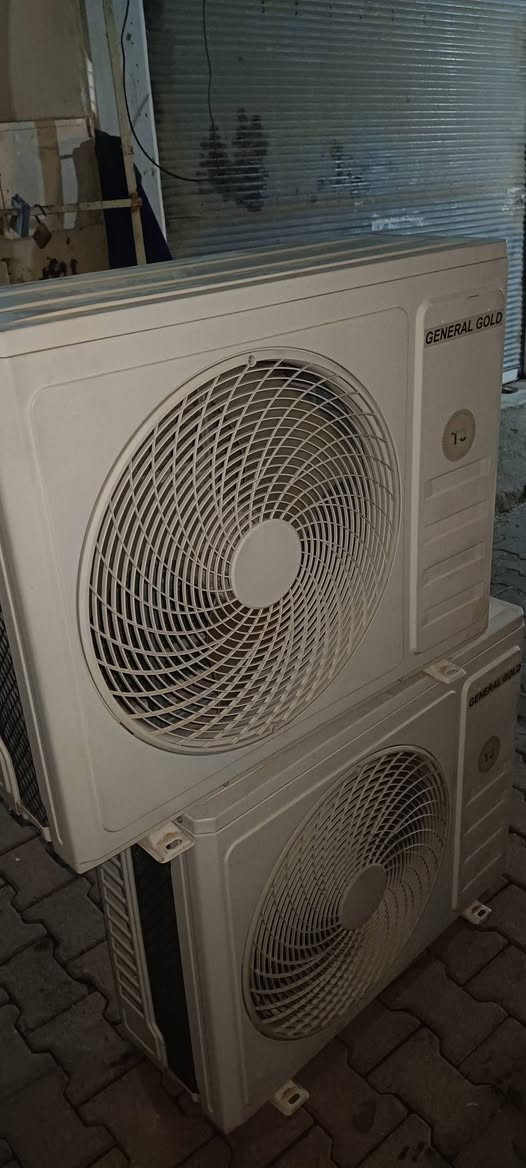 للبيع سبالت شغالات مع شد وضمان داخل كركوك
ويرهم مراوس ويا العاطل 
للاستفسار الاتصال والواتساب ع الأرقام 
*********** وتساب
*********** وتساب
