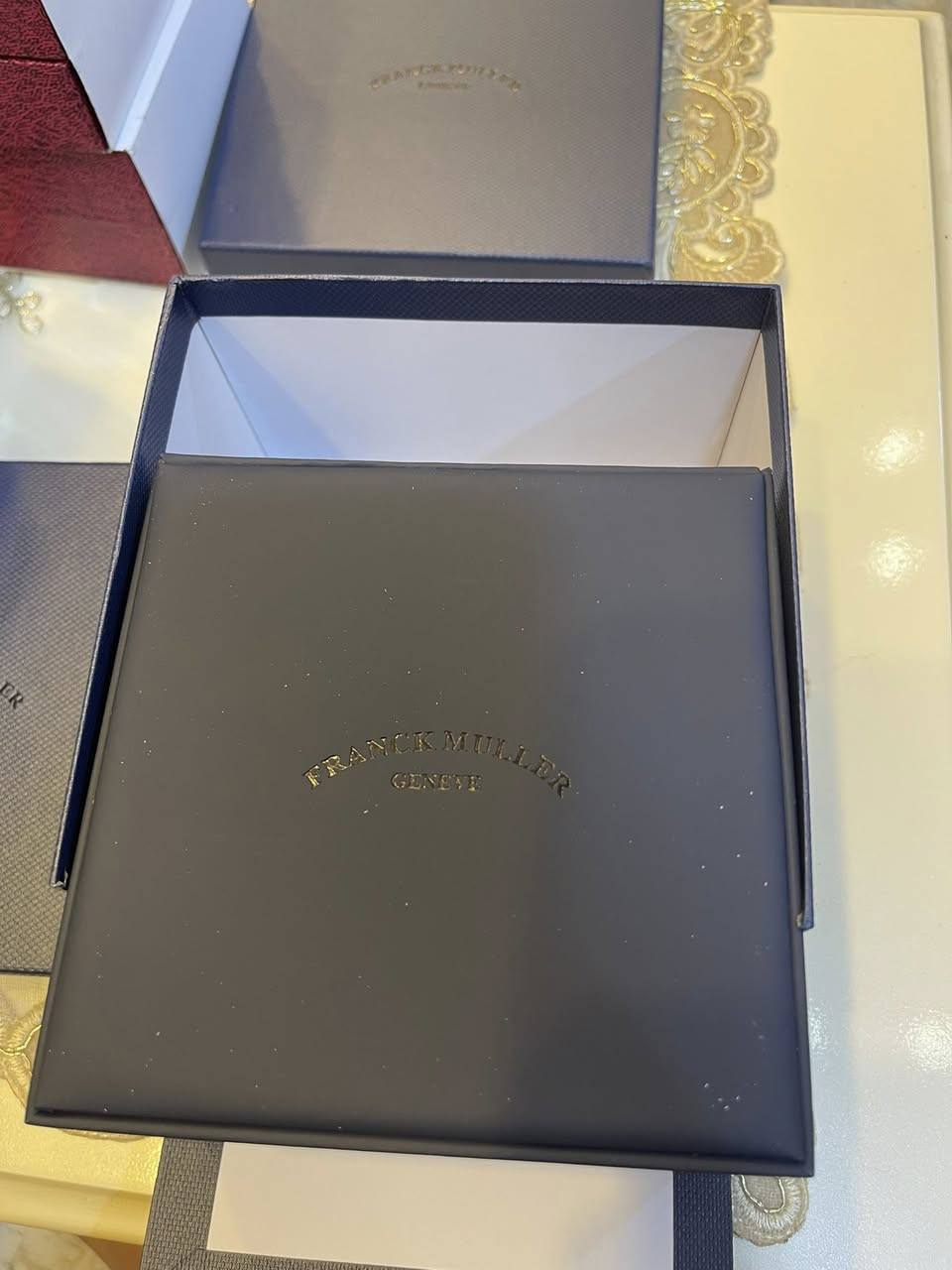 فارانك مولر كوارتز بطاريه سوبر ماستر كامل مرفقات علبه داخليه وخارجه وكتلوك ومختم سير وضهر السعر ?  60


**إذا كنت صاحب هذا الإعلان وتريد حذفه لأي سبب، رجاءا أرسل رسالة إلى الدعم الفني**