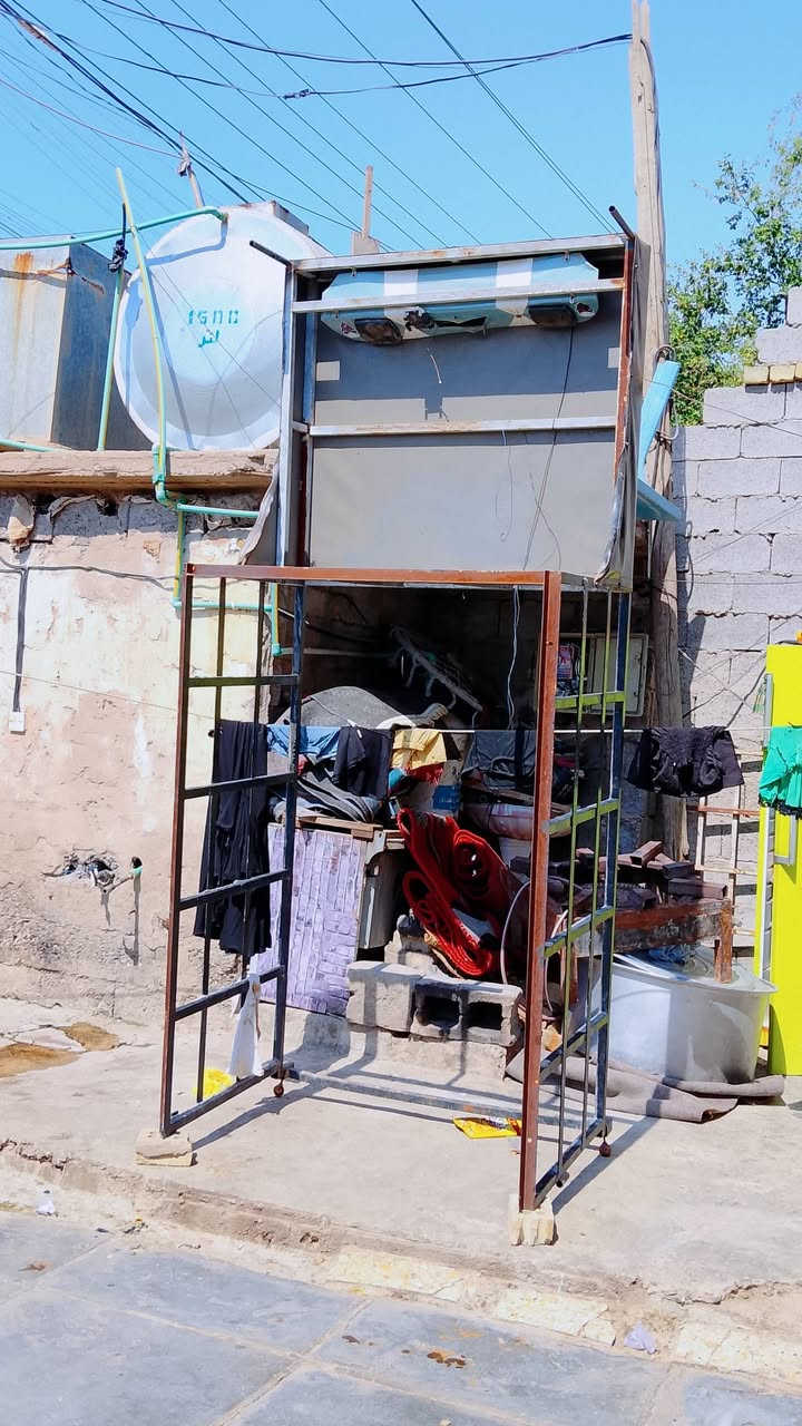 السلام عليكم محجر للبيع مكانه بغداد المعامل قضاء الزوراء شارع مطعم الحجي السعر 125 وبي مجال بسيط الشراي يتصل على الرقم ***********
