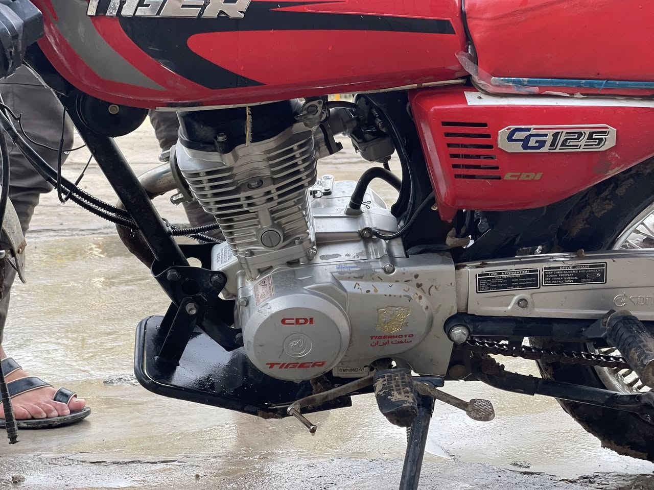 السلام عليكم موطور تايگر موديل 2021  شرط باب اول. محرك نار مامفتوح شرط مايعوزو شي  
مكاني جنوب الموصل حمام علي  السعر 525 
بي مجال حك جيتك 
***********
