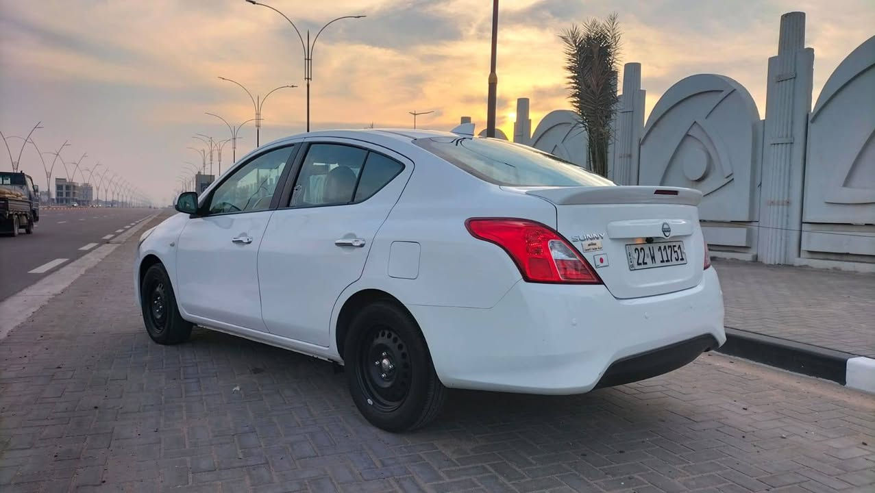 السلام عليكم 
نيسان سني هندي 2024 كفاله عامه لا ضربه ولا طخه بلاديه نضيفه كلش كامره وشاشه تاب وتحكم ستيرن وحساسات خلفيه و مدوشمه كشنات وارضيه جلد جاهزه وكامله ماشيه 36 الف
العنوان حي المهندسين
السعر 127
***********
