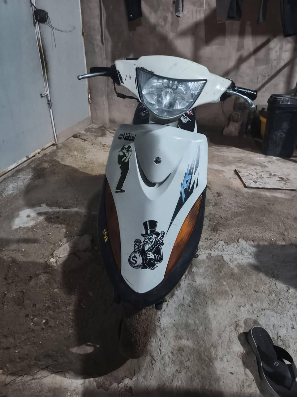 السلام عليكم ماكس عدلة مكينة 55 شلعة معدل سلف 55 كلشي شغال كلشي للبيع او مراوس سعر ٤٥٠ او مراوس شعدك نزل مكان طويريج *********** واتساب موجود
