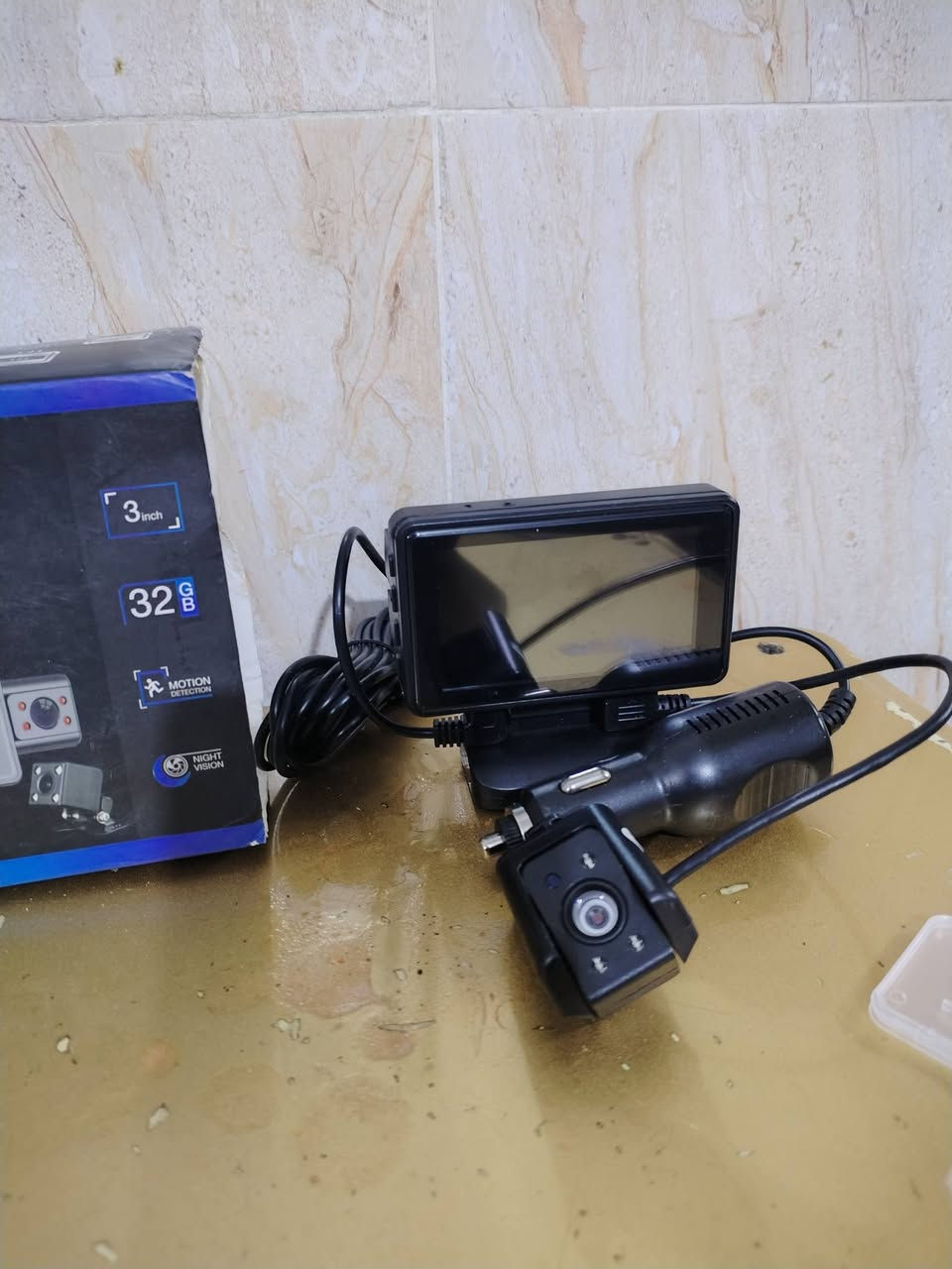 طلعلي داشكام كامرة امامية وخلفية أصلية هية والتوصيل على أول تم 25


**إذا كنت صاحب هذا الإعلان وتريد حذفه لأي سبب، رجاءا أرسل رسالة إلى الدعم الفني**