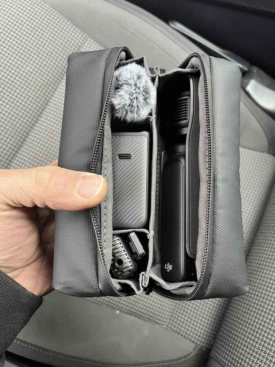 ازمو بوكت ٣   نفس جديد إستعمال مرتين
مكان اربيل


**إذا كنت صاحب هذا الإعلان وتريد حذفه لأي سبب، رجاءا أرسل رسالة إلى الدعم الفني**