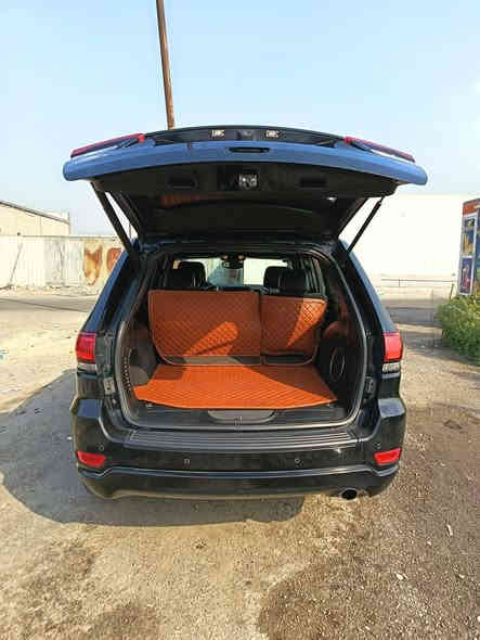 السلام عليكم 
جيب بلاك توب فول بدون فتحة 
بصمة 
جلد 
حساس خلفي 
تدفئة بلكراسي والاستيرن 
اوتو بارك
شاشة كبيرة اندرويد 
كراسي كهرباء 
صندوك كهرباء 
تبريد قطعتين 
ويل ٢٠
ماشية ٨٥
حادث جاملغ وبنيد شواصي سليمة
رقم بغداد الجديد باسمي هزة جديد تحويل مباشر 
السعر ٢٠٥ بي مجال بسيط 
مكان السيارة بغداد البياع 
***********
***********
