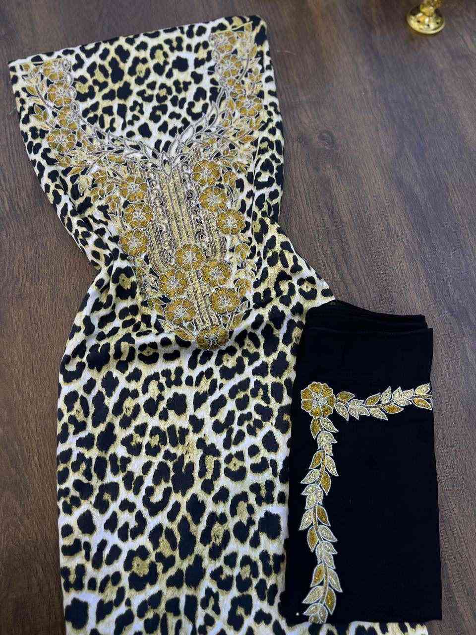 شوفولي الجمال بنات 😍مخور اندنوسي الاصلي
المخور مع الشال 👍✔️متوفررر


**إذا كنت صاحب هذا الإعلان وتريد حذفه لأي سبب، رجاءا أرسل رسالة إلى الدعم الفني**