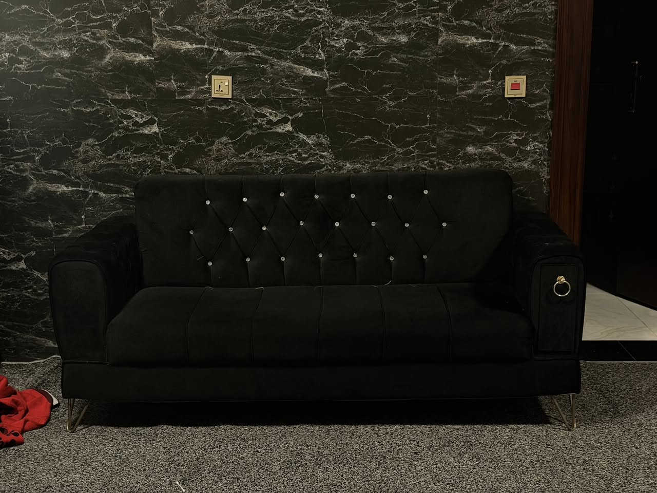 تخم كامل كلش جديد مكاني بغداد البلديات سعر 450 وبيه مجال حك الجيه ***********
