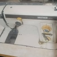 مكينة خياطة • برذر 803 • نضيفه مع ملحقات