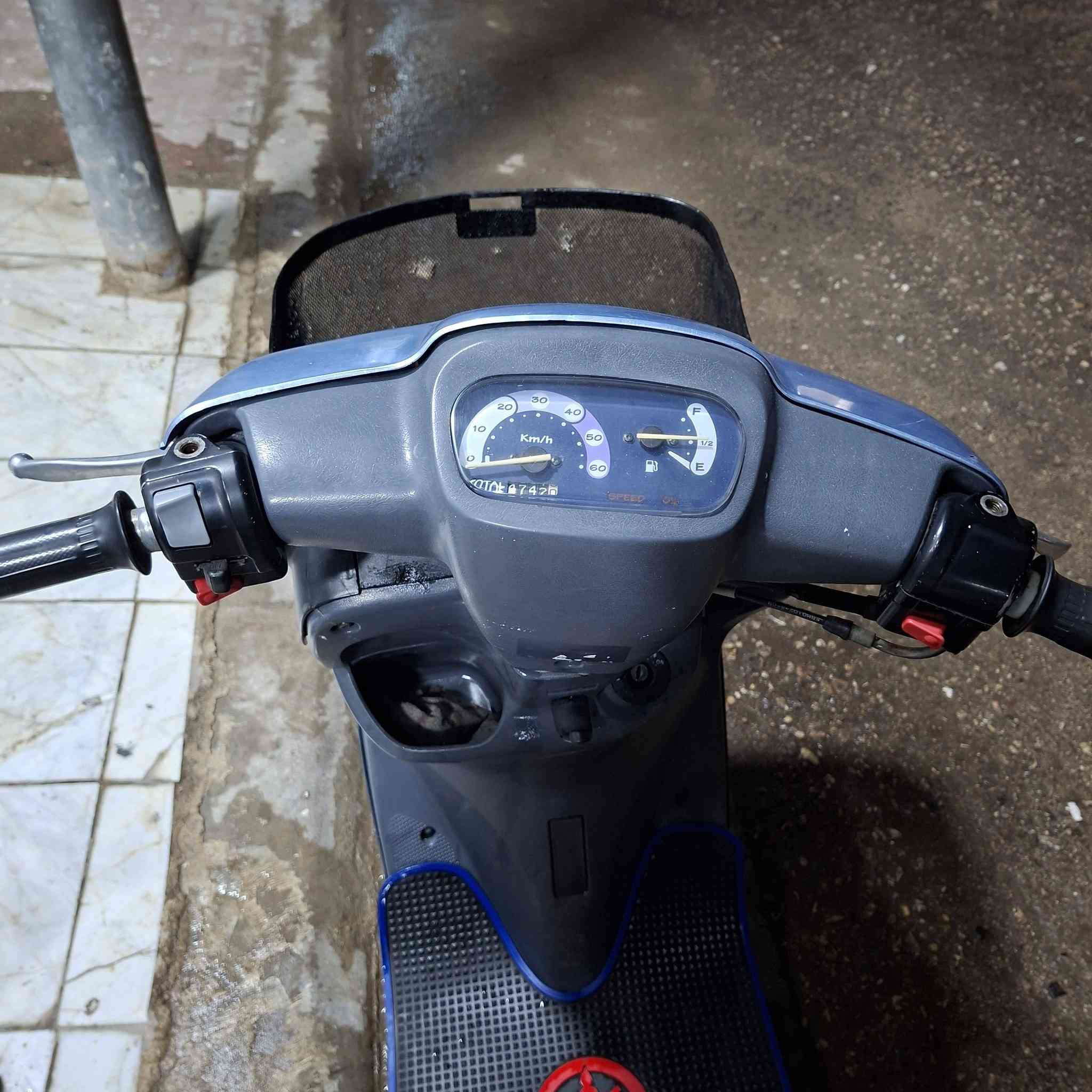 دراجه منغولي 2007 الدراجه مامفتوحه جديده ٥٥٠ وبيها مجال*********** مكاني كربلاء
