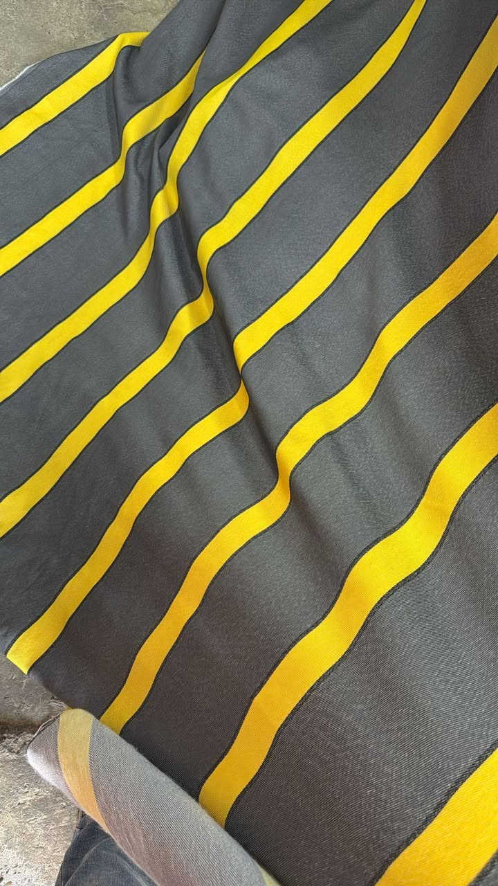 (مستعدون لخياطة جميع قياسات ونواع الجوادر)
السلام عليكم قماش جوادر جديد ما مستخدم ابد عدد مفتوح 
قماش وجه واحد طول 5 اقواس وعرض 9 سعر 200وبي مجال 
ومبطن وجهين طول 5 اقواس وعرض 9  امتار ار سعر 325 وبي مجال مكان نجف ناحية القادسية (***********)
(يوجد توصيل كافة المحافظات)
