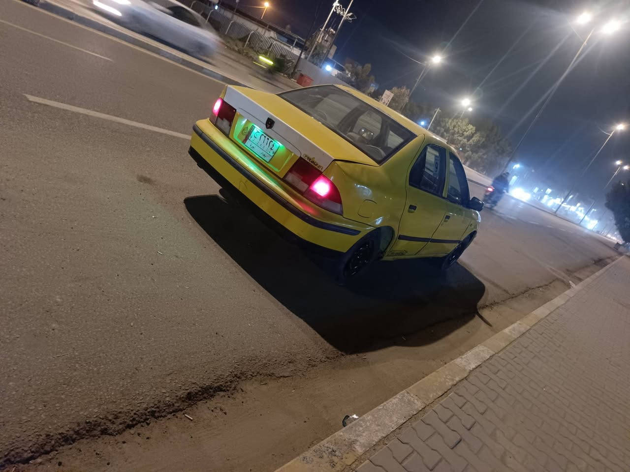 سمند 9 ليموني رقم بغداد مشروع وطني شرط تحويل مستمسكات راعيه عندي وتحويل مباشر راعيه بغداد سنويه صارله سنه ساقطه هيئه وغرامات 600 تنزل من سعر تريد وراك تريد وراي
كير ومكينه كفاله حداديه تخم تاير كهربائيات لايت واشاير زنون وسنتر لك شغال كله شغاله مشط باور سلف داينمو كله جديد باتري جديد سياره حلوه جاهزه ترايك وين متريد  نعومه شرط خرسه بلمشي 140 ماتهيس بيه 
سعره 24 وتنزل الطلب 4 استلم صافي 20 وشرط عندي وصولات بلطلب يعني 600 مظبوط 
مكان نجف ***********
