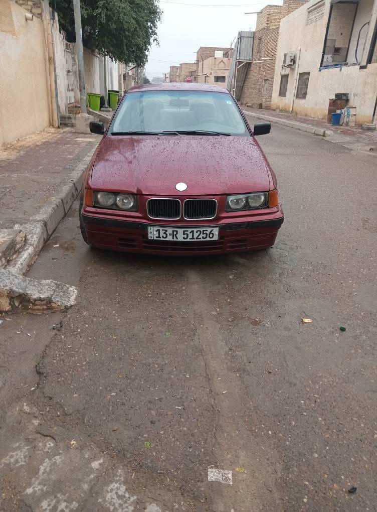 السلام عليكم
BMW صقر موديل 1992 مكينه وگير ونجي اوتو ماتيك  كامله
كهربائيات كامله السياره 
 تايرات نظيفات
رقم انكليزي رقم ميسان السياره في ميسان قطاع 28 شارع السوق
السعر 38 ورقه مستعجل ع بيعتها
للاتصال ***********
