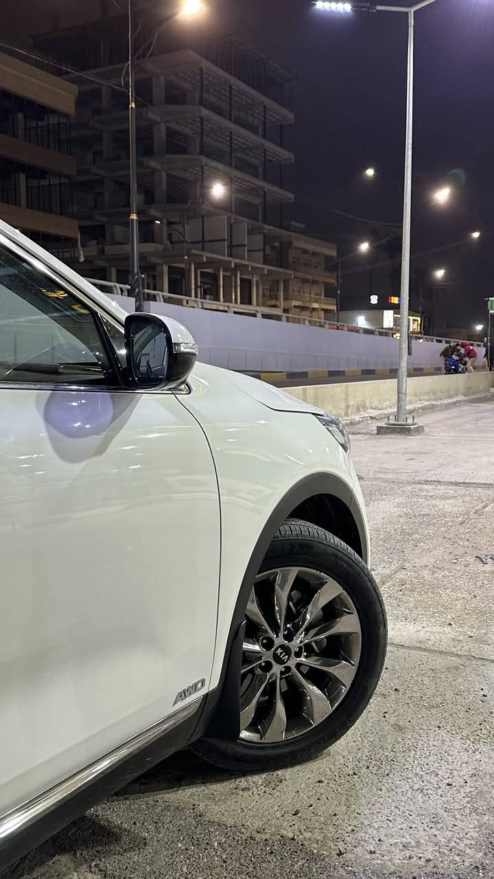 سورنتو 2020 فول مواصفات 1/1
V6 سته سلندر خليجي🇰🇷

بنراما ✅
حساسات✅
AWD دفع رباعي✅

تدفئه تبريد كشنات امامي خلفي✅

كامرات 360 درجه ✅

جنطه كهرباء + حساس صندوق قدم✅

اوتو هولد ✅

هند بريك دكمه✅

وضعيات قياده 5 وضعيات✅

اريل نفكيشن✅

ماشيه 80 الف كيلو✅

مي مري✅

داخل بيجي اسود✅

بردات خلفية ✅

‎7 راكب✅

السياره بيها ضربه بسيطه بل باب موضحه بل صور فقط وتصلحت. 

السعر 260 وبيها مجال مكانها بغداد .

‎***********  واتس اب فقط
