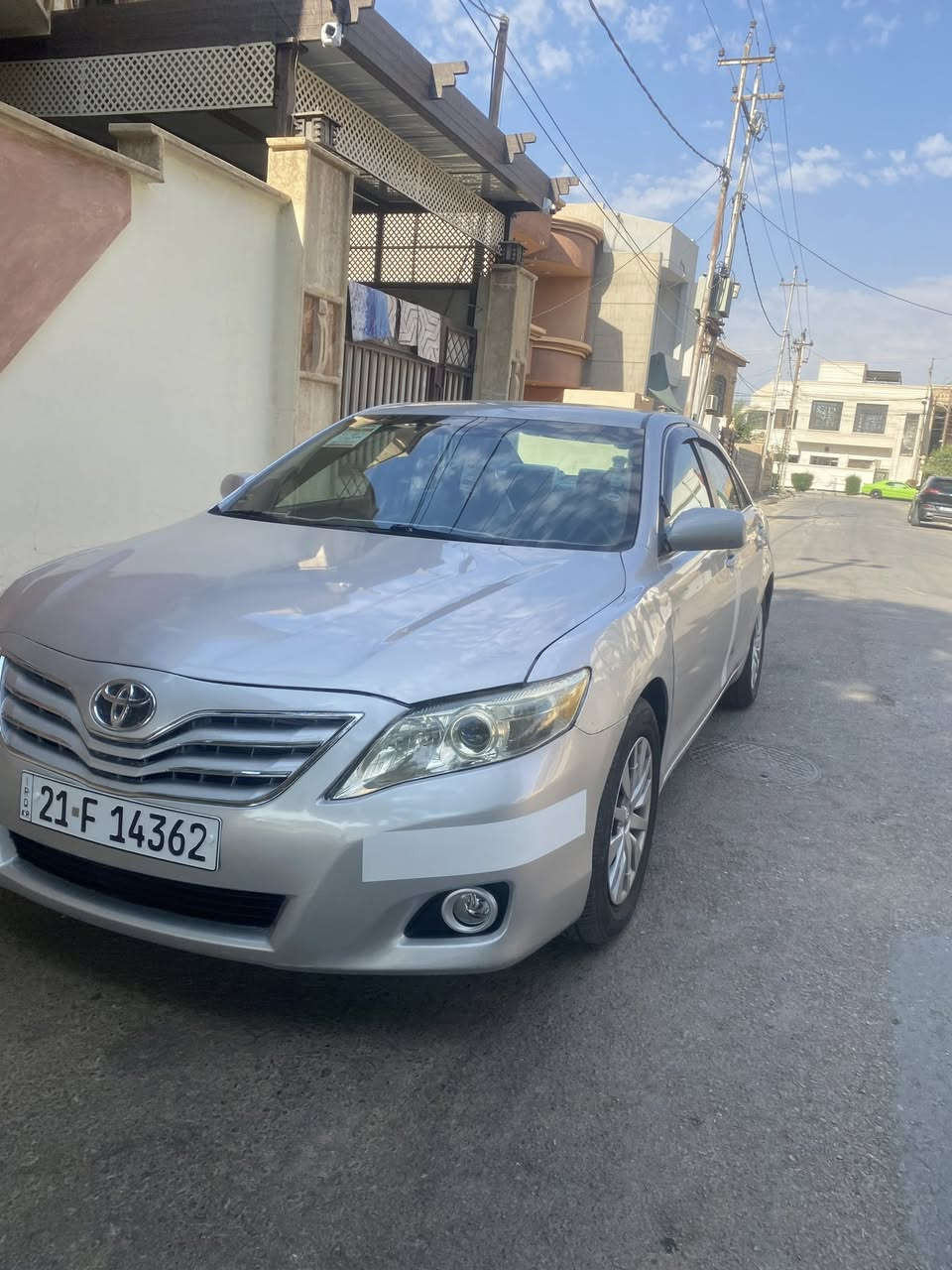 السلام عليكم
كامري2010 كندي
مابيها نقص كلشي جاهز من صدر واطارات
سنوية بأسمي✅✅
سنوية لل2030 ✅✅
رقم الانكليزي (سليمانية)الجديد✅✅
محرك شادة جديد 2500✅✅
صدر جديد امامي وخلفي✅✅
منضومة تبريد كاملة جديد شادها من راديتر وفريزر وكمبريسر ✅✅✅✅
اطارات جديدة✅✅✅✅
شادلها ويل مال2024 le✅✅
منضومة زينون شادلها ب450دولار✅
كهربائياتها كلها سليمة وتشتغل✅✅✅
شغل واطلع كيرها ومحركها كفاله 
ضرر السيارة بنيد +تعديل باردة شي بسيط بلباب الخلفي❌❌❌❌
 بيع او مرواس ب (جارجر/اوباما/ 2015 فمافوق)
او كامري 2018 صعوداً 
السيارة موجودة بكركوك 
***********
