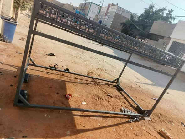 السلام عليكم عماريه للبيع عماريه تزكام الله شاهد جديده كامله هيه ونشر عماري جديده السعر 300وبيه مجال قليل عنوان نجف الرقم ***********
