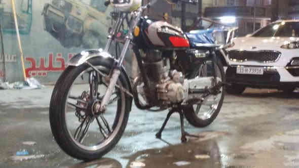 متاح دراجه سيفان تشتغل سلف و هندر دراجه  نكره وحده السعر  300 
الشراي يتصل خاص ماعندي 
الرقم ***********
