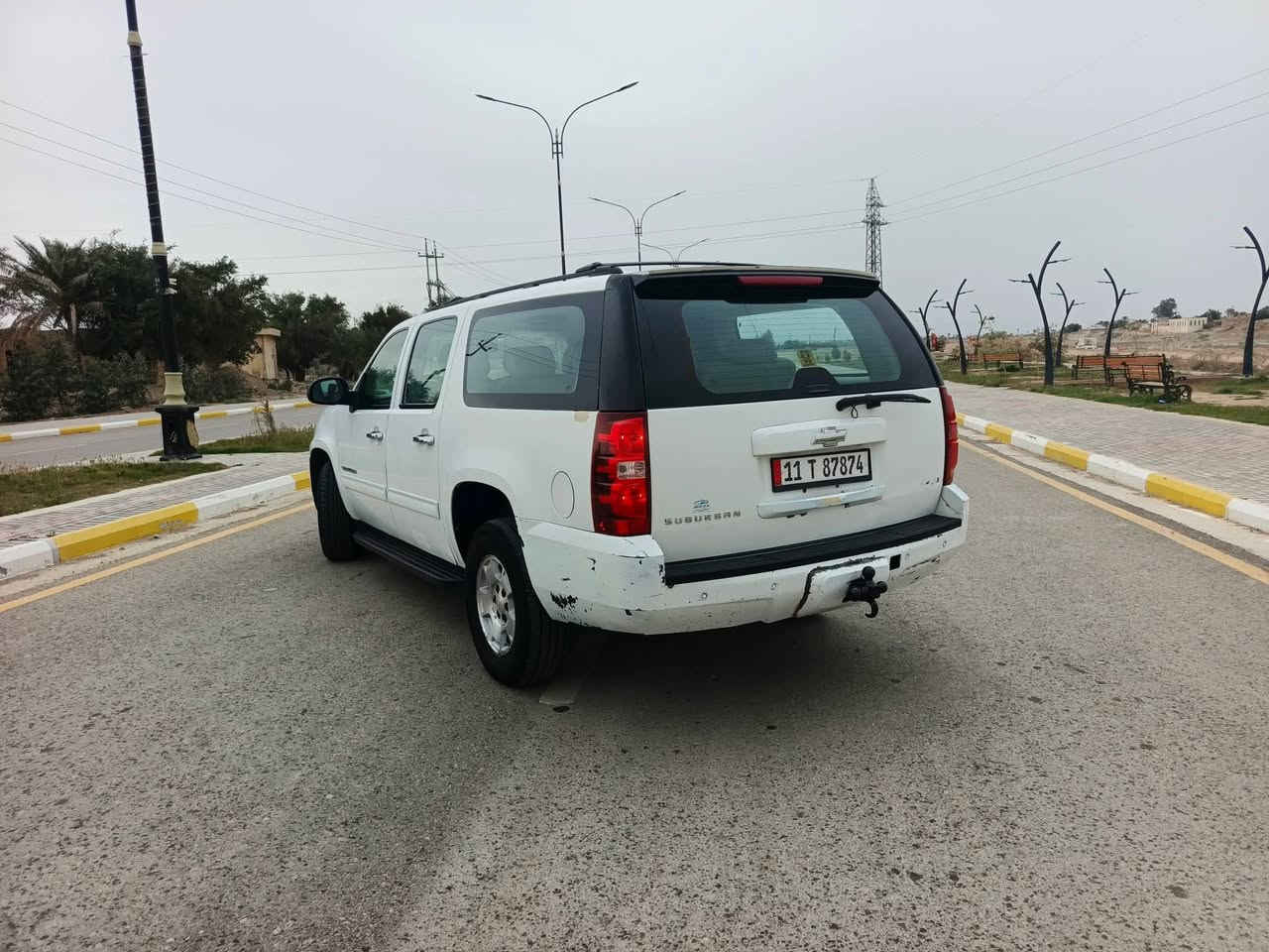 سلام عليكم 
شوفر ليت طويله أجره للبيع 
موديل 2010 خليجي كفاله عامه. 
السياره جاهزه بسمي  رقم بغداد هزه نهايه 30
السياره معروضه ب 125وبيه مجال 
مكان السياره واسط. بدره. 
اتصال ***********
