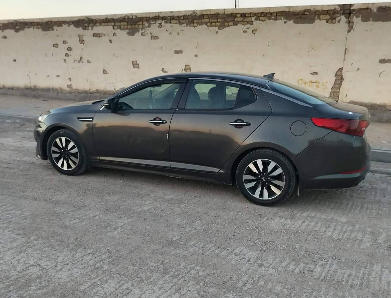 السلام عليكم اوبتما موديل 2013 وارد امريكي محرك 2400 حادثها جاملغ وباب بيها مكانات صبغ ابيع احزام مكينه مفتوحه تبريد تدفئه صدر امامي خلفي رقم واسط مشروع وطني مكان السيارة كوت الدجيلي السعر 95 الرقم ***********
