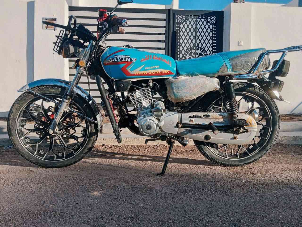 السلام عليكم للبيع موديل 24 سعر 750 وبمجال ***********
