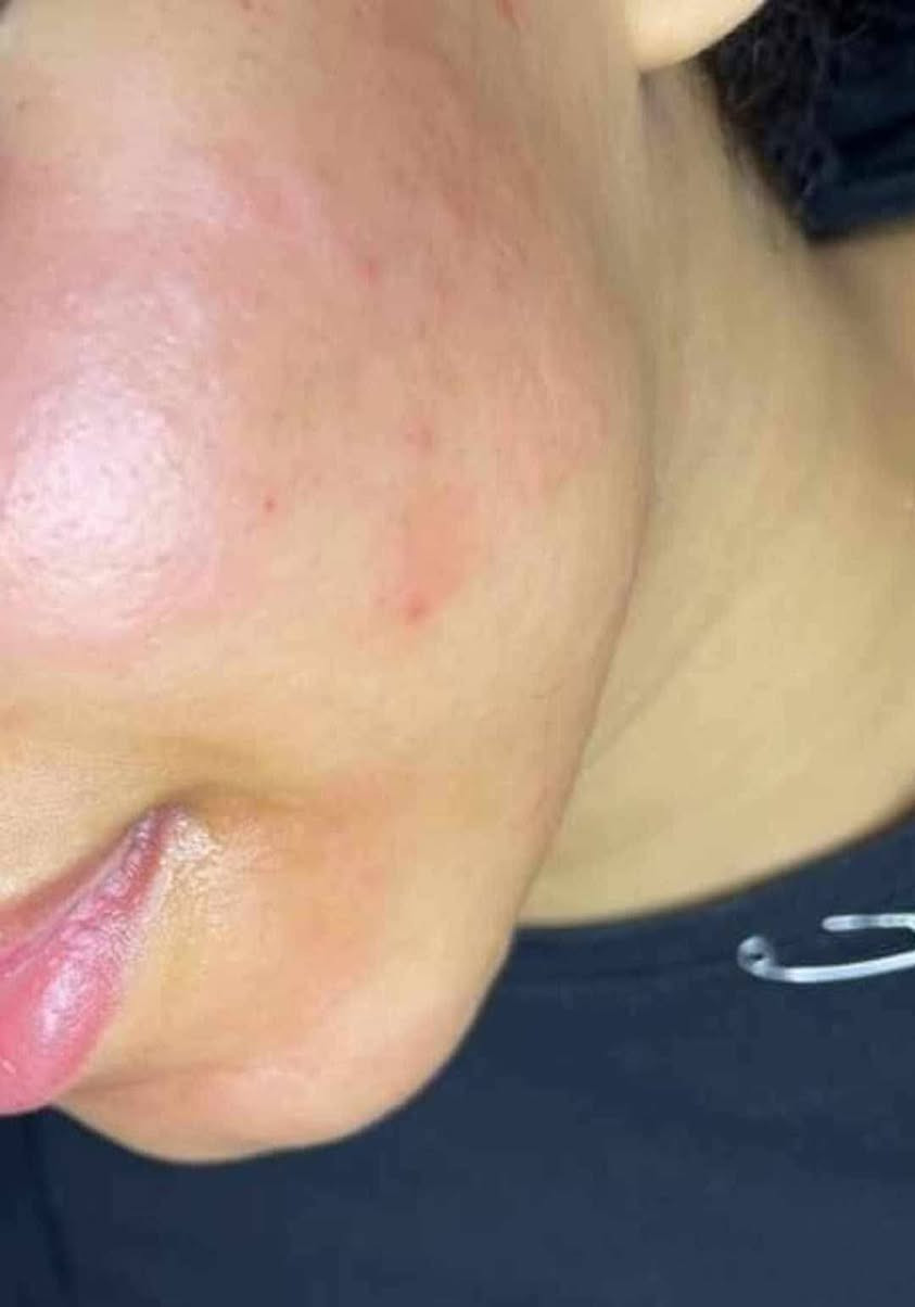 بنات بسبب العروض والخصومات القوية، للأسف بعض الحاقدين بدوا يبلغون على صفحتها وانغلقت 💔
وهاي صفحتها الجديدة، تابعوها وادعموها حتى تبقى مستمرة وياكم بكل جديد وعروض حلوة 🤍🌸
شكراً لكل البنات اللي واقفين وياها
كوافيرة بسماية مشو بيوتي
كوافيرة بسماية مشو بيوتي


**إذا كنت صاحب هذا الإعلان وتريد حذفه لأي سبب، رجاءا أرسل رسالة إلى الدعم الفني**