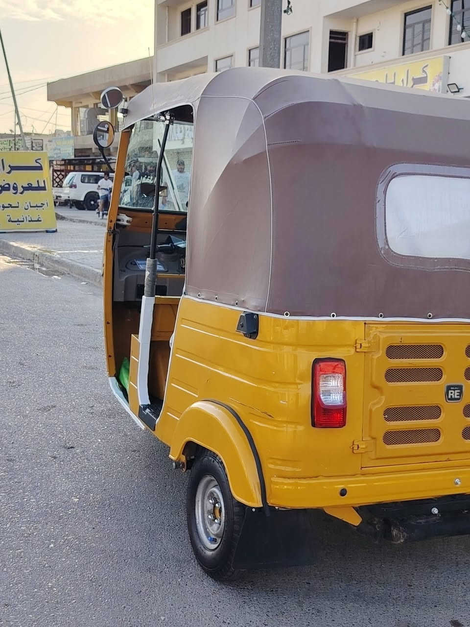 السلام عليكم تكتك مديل 2020 شهر 6أوراق كاملة شركت غبور القلم شرط للترقيم التكتك جاهزة وخير من الله 
العنوان بغداد هياكل الغزالية
***********
