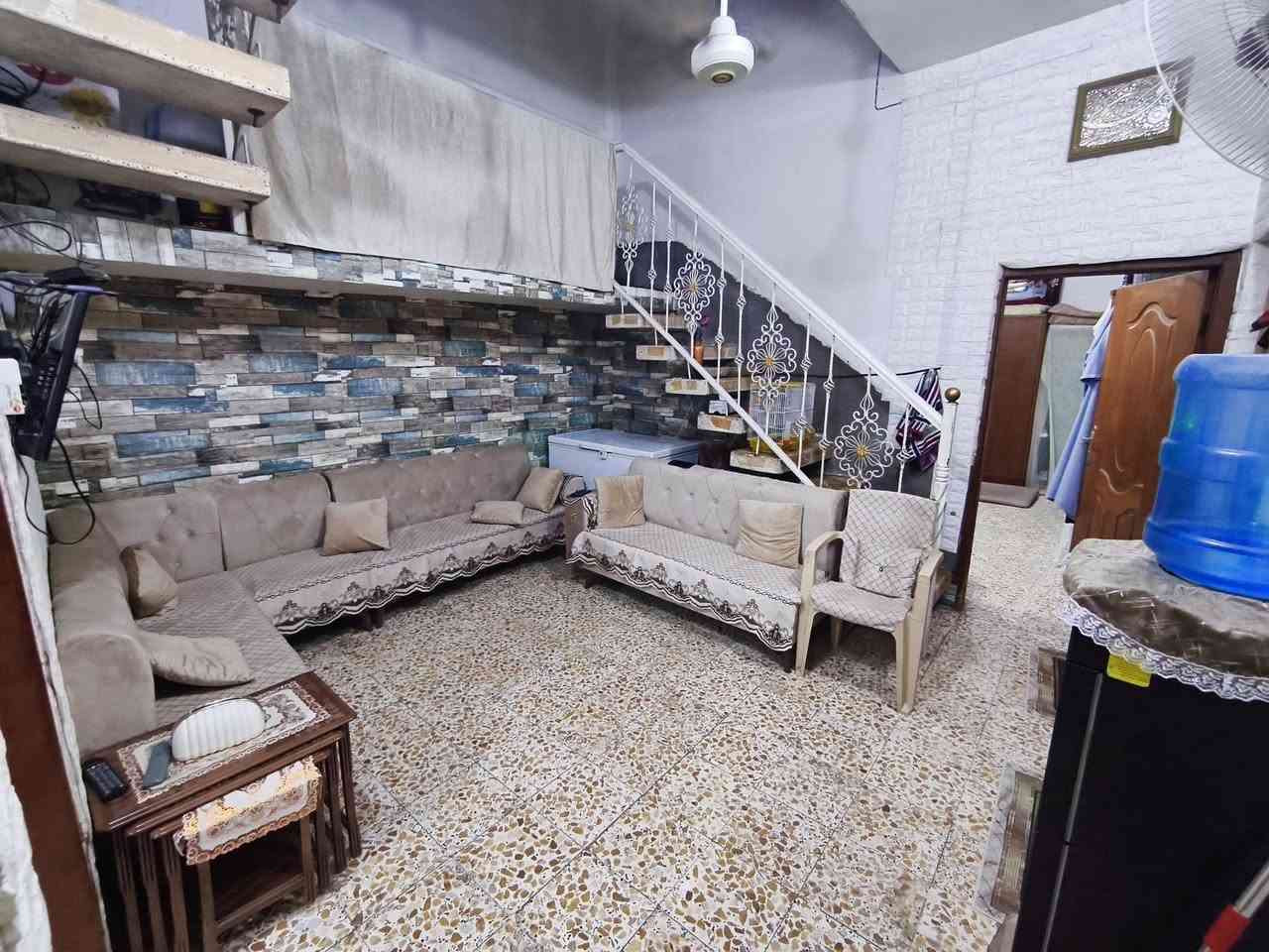 بيت للبيع 
120 متر غرفة واحدة وصالة واستقبال ومطبخ صحيات داخلية وخارجية ومنور زراعي سند 25
العنوان طويريج حي الجمعية شارع الجوادين مع كافة الخدمات من رصيف وصبه باقي بس التبليط
السعر 60 وبي مجال
للاستفسار عن طريق الرقم   ***********
