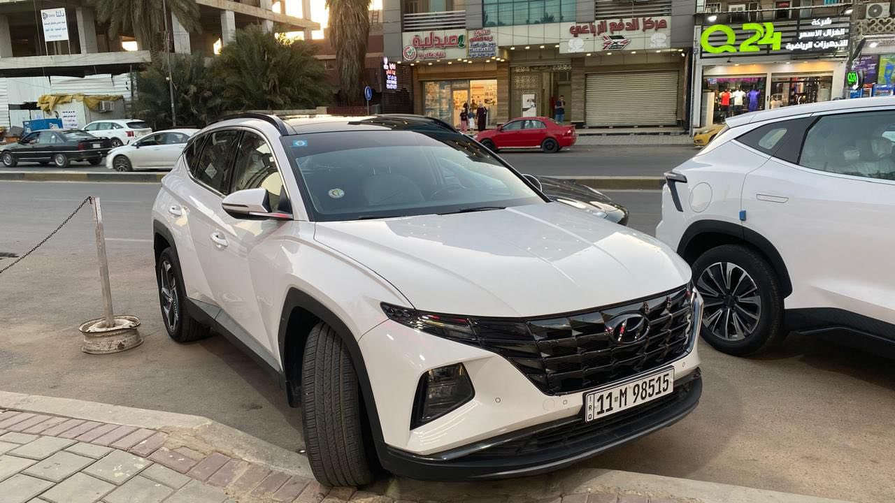 السلام عليكم
توسان 2022 خليجيه 
السياره فول مواصفات
بيها نص بنيد صبغ فقط ! الباقي مكفول 
السياره ب 187 وبيها مجال بسيط
مكاني بغداد ***********
