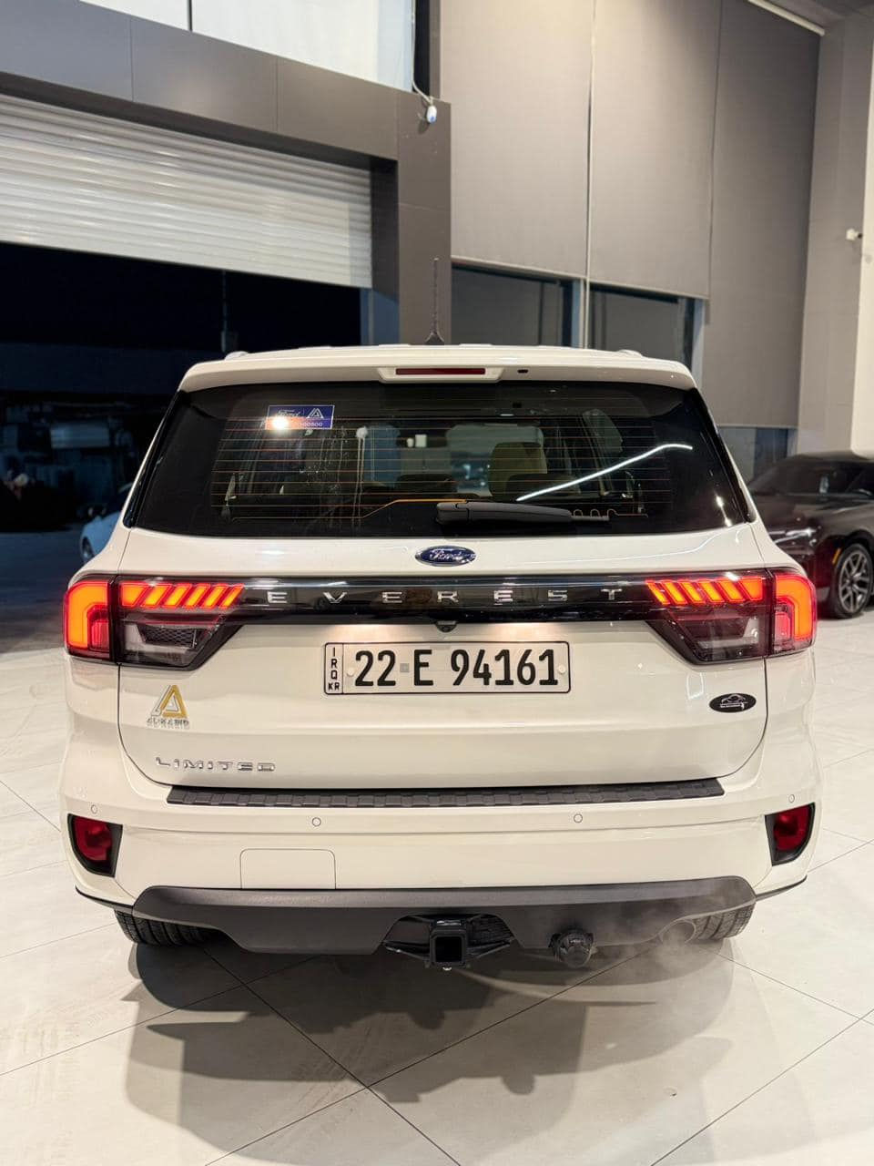 FORD EVEREST
فورد  ئيڤيريست
موديل:2024
ماشي:٣١ الف كم
شريكه-اربيل خليجي قاصد
سبغ تعديل:كفاله عامه
 
مواصفات 
 لايتي پيشه وه ي  ليد
سيسته مي كوژاندنه وه ي ترافيك لايت
به سمه
كاميّرا 360 پانوّراما
سندوقى كاره بايى
كورسى كاره بايي
كاميّراى دواوه
 ئاوينه رادار
شيّوازى ليّخورين
ديار يكرنى خيرايى
راكرى نشيّوى
 ئاوينه ي لاته نيشتىكه كاره بايي
 هه سته وه ري باران
 ياريده ده ري بريّك له كاتى فرياكه وتن
رووناكى ده وروبه ري ژوره وه 
ئاكًاداركه ره وه ي ده رجون له هيّلّ
بريّكى وه ستاني  ئه لكتروني
بلاجكتور

سعر:٣٣٥$🔥

***********
***********
