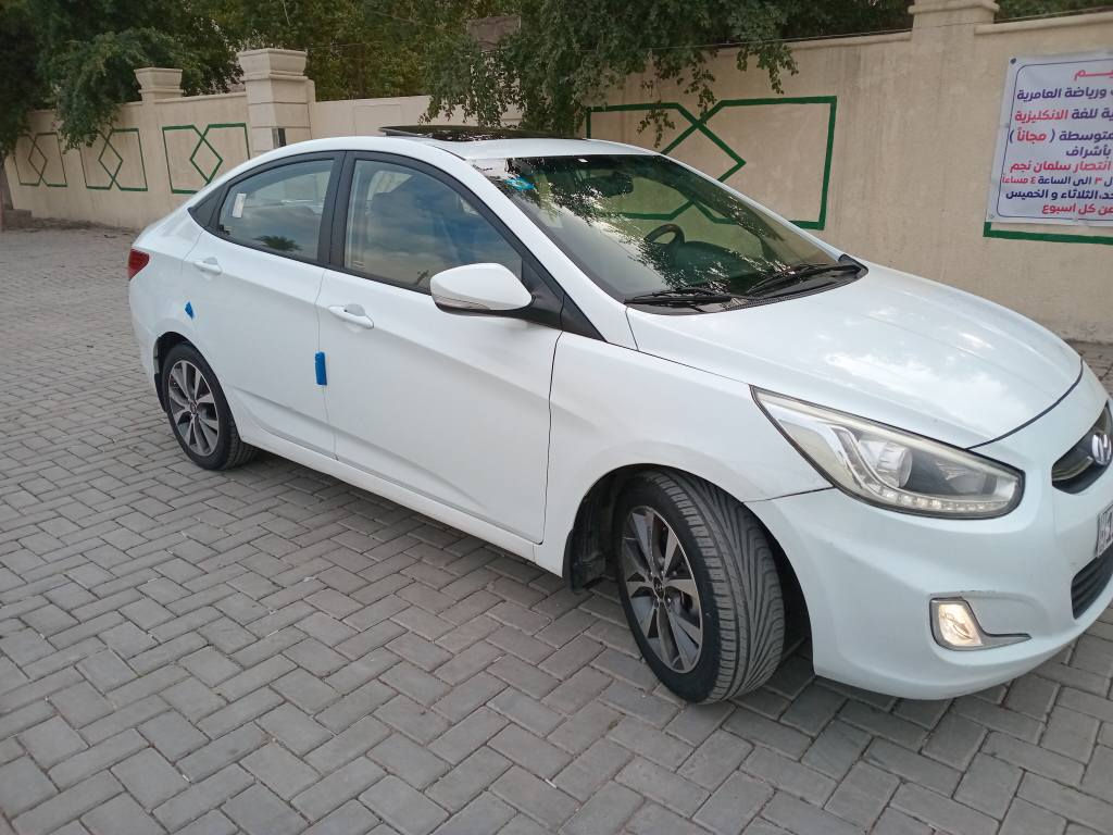 السلام عليكم للبيع ...هونداي اكسنت موديل 2016 الشركه العامه ماشيه 122km حقيقي سلايت رووف 4 دسك تحكمات شاشه كامرة خلفيه حساسات كير ومحرك بلاد بدون فتح السياره كفاله عامه فقط بارد ركن الجاملوغ وصبغ اسفل الدوسه اليمنى عندي سونار ٢ من البلداوي وتيربو كار *********** السياره باسمي الرقم الدولي هزه جديده مكان السيارة بغداد العامريه السعر 115 وبيها مجال بسيط حك الجيه *********** السياره حلوة وناعمه وسعرها حلو وبالعافيه الياخذها تبريد ثلج هيتر شغال وتحياتي للجميع بغداد, العراق
