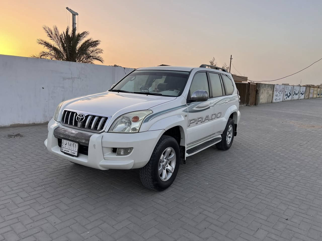 سلام عليكم برادو موديل 2007 بصره تحويل ثاني يوم 
خليجي كفاله عامه من الضربه والتبديل والصبغ  والبارد 
مكينه گير تبريد حداده تخم تاير كله جديد السياره ع وضع الشركه مامتعوبه
4سلندر 
7راكب 
السعر:160
للأستفسار الاتصال ع الأرقام التاليه
***********
***********
