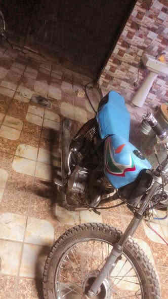 مكينه خير من الله لا دخان ولانضوح هندر واحد تشتغل 

سيبايه موجوده ضفيره وبريك وتاير وصدر كلشي بيها جديد مكاني بغداد حي اجهاد رايدها بربع وبيها مجال حك جيه ***********
