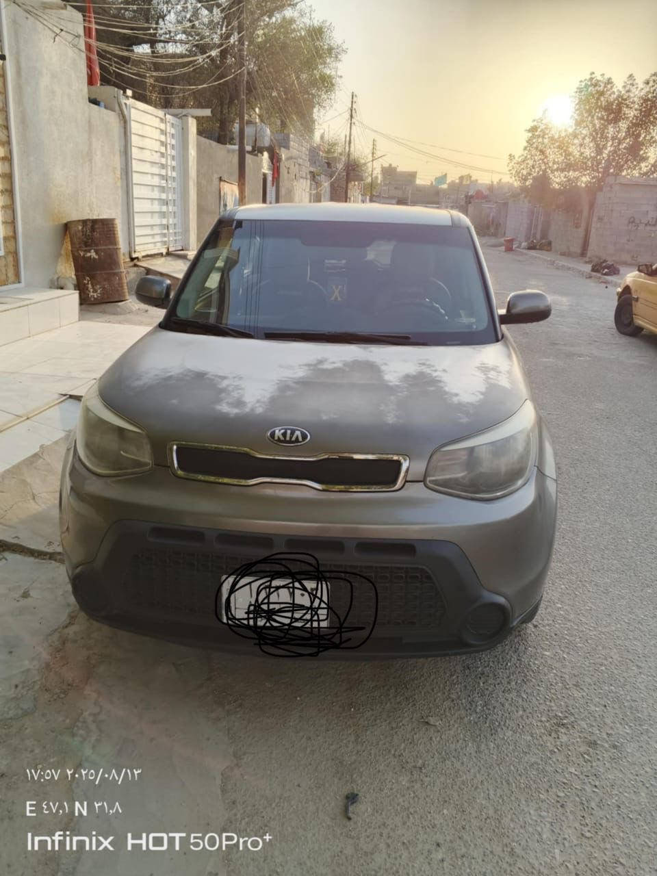 السلام عليكم 
صول ٢٠١٥
ماشيه ٧٤
تبديل قبق جنطه فقط
ورش كلير٣قطع فقط السياره جديده رقم واسط دولي بسمي محرك ٢٠٠٠ جي دي اي 
كير محرك كفاله 
مكان بابل المحاويل 
السعر 100
***********
