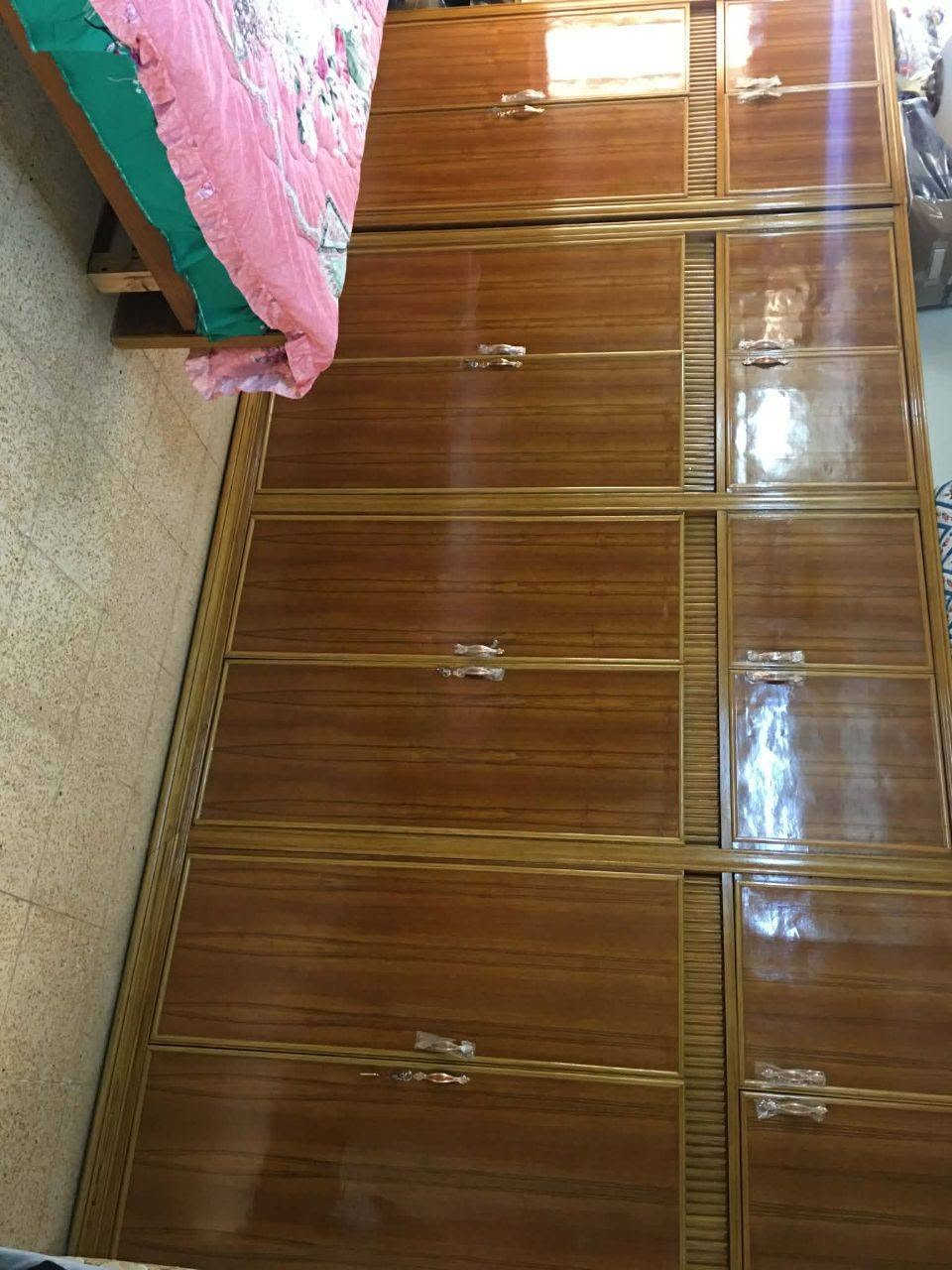 غرفة نوم تسكام عراقي صاج
جديدة الغرفة امانة بعدهي حتى اليدات بچيسهن
مكاني بابل - نادر الاولى 

السعر مليون و450 وبيها مجال للشراي 

***********
