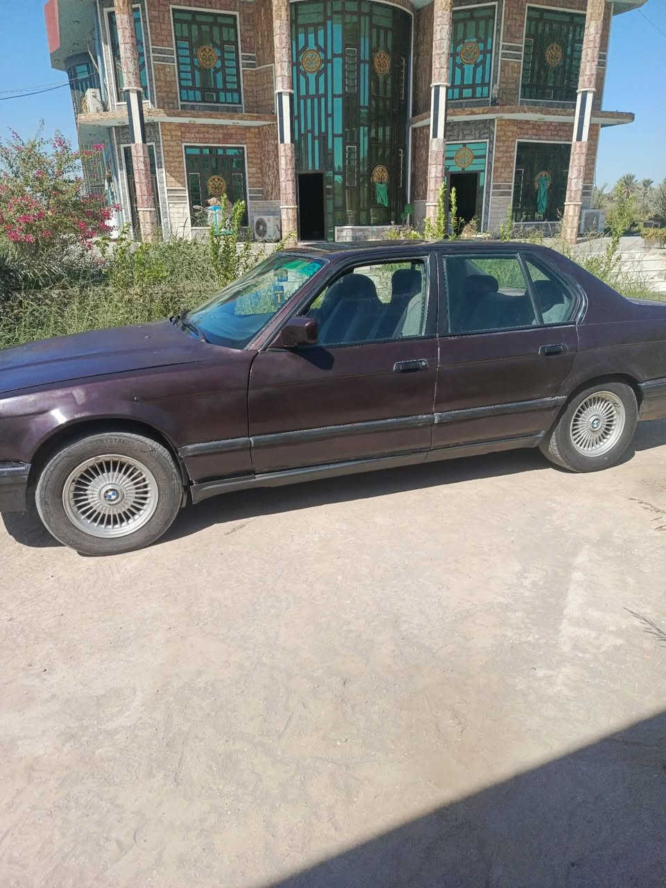 بي ام دبليو 740 موديل 93 نضيفه محرك 4000 گير أوتوماتيك مصبوغه حزام كير مكفول محرك بيه تنقيص بسيط وتبخير صدر جديد شواصي جدد قواعد دبلات جدد لاضربه ولاتبديل ولاخياس السياره جاهزه من كلشي تبريد ثلج بالأضافه الى شاشه فيديو وكاميرا السياره بأسمي تحويل مباشر السعر 55 ورقه وبيها مجال مكاني / بابل / ناحية سدة الهنديه / ***********
