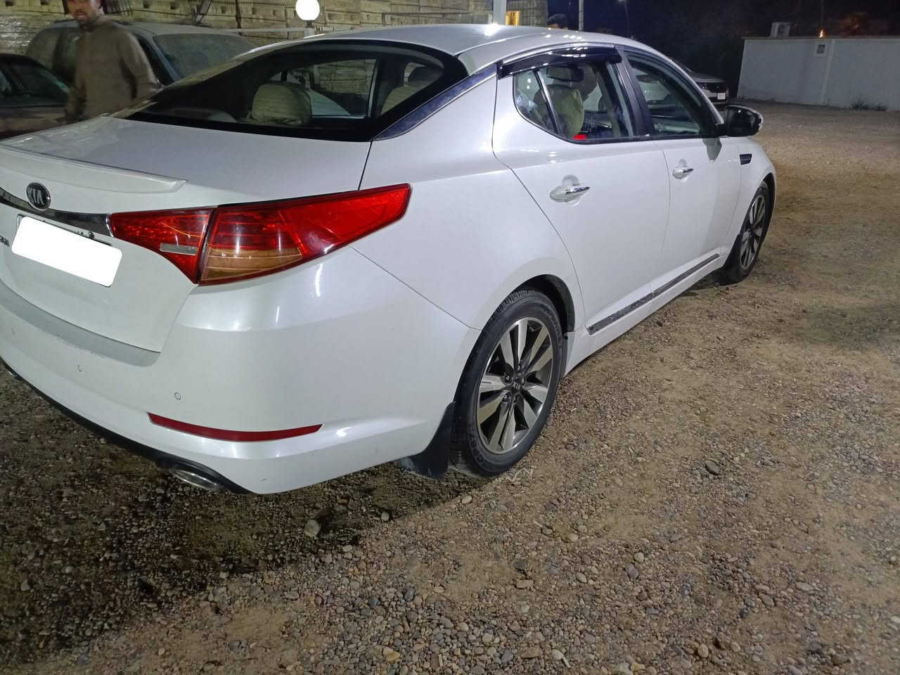 اوبتما  2013 خليجي
رقم بغداد الانكليزي تحويل مباشر
السياره فول مواصفات عدا البانوراما
ماشيه 247 
ضرر سياره فقط الجاملغ الخلفي
كير ومحرك كفاله من تبخير وتنقيص والك الفحص

السعر 128 وبيها مجال
***********
