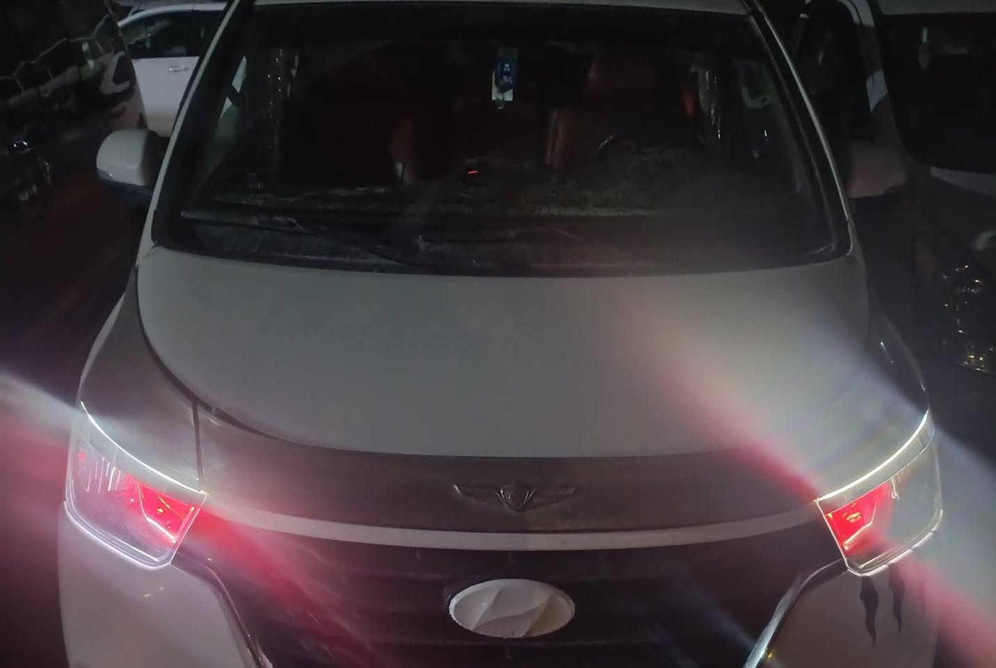 السلام عليكم ستاركس 2019 اصل محوره مكينه 7 صارله ست الشهر كارتون سفريات تنته حداديه وره وكدام جاهزه السياره رقم كربلاء دولي سنويه لل 29  مصفره من كلشي  السعر 190 وبيه مجال السياره قير مكفوله مايعجبك السعر اعبر عجبتك السياره تشلع عيوني وتاخذه واني خادم مكاني ذي قار رفاعي *********** اكرر السياره قير مكفوله
