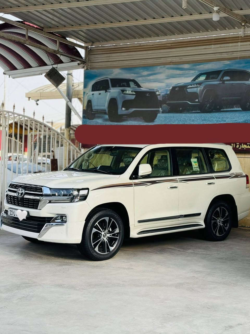 السلام عليكم متوفر لاندكروز ٢٠٢١ كفاله عامه ماشيه ٤٠ حقيقي بريم اصل السياره عنوان بابل للاتصال ***********
*********** وات ساب متوفر
