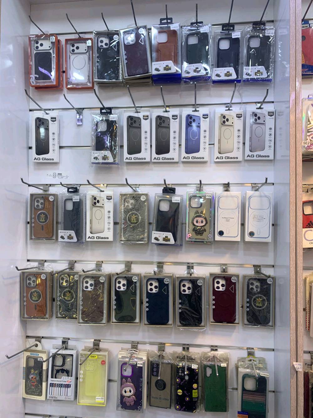 
البصرة ـ شط العرب 
محل موبايلات كامل للبيع ، 
مشروع جاهز للعمل ،
 اكسسوار متكامل و حديث , 
ديكور حديث ،
 ورشة صيانة متكاملة ، 
قطع غيار و تفصيخ 

ابيع شلع كامل 
الشراي يتصل وما يكون خاطرة الا طيب 