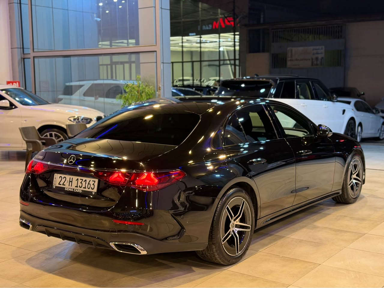 E 200 AMG 2024
وارد المان ضمان انتربول ٢ بصمة بيلاد 
سيارة كلين تايتل حتي شخط شرط 
رادار امامي خلفي تحديد تحديد مسافة سيارات 
حساس خلفي امامي 
شاشة كبير كاربلةي 
كاميرة خلفية 
كيج الكتروني 
ستيرن S كلاس جديد 
هيكل بيلا AMG 
جام تضليل حكومي 
سيارة مرقم جاهز 
٢٢ ماشية حقيقي
٤٥٨$ 
*********** وتس اب 
*********** أربيل, العراق
