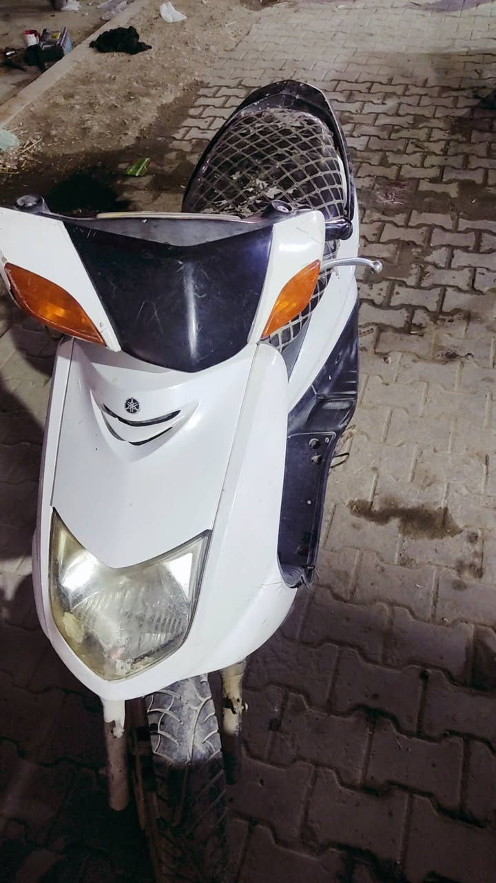 السلام عليكم دراجه سكنس ياباني دراجه محركه نضيف ولكشر هاذ شوف عينك تشتغل نگره سلف / بغداد مدينة الصدر /سعرها/ 250/ الرقم ***********
