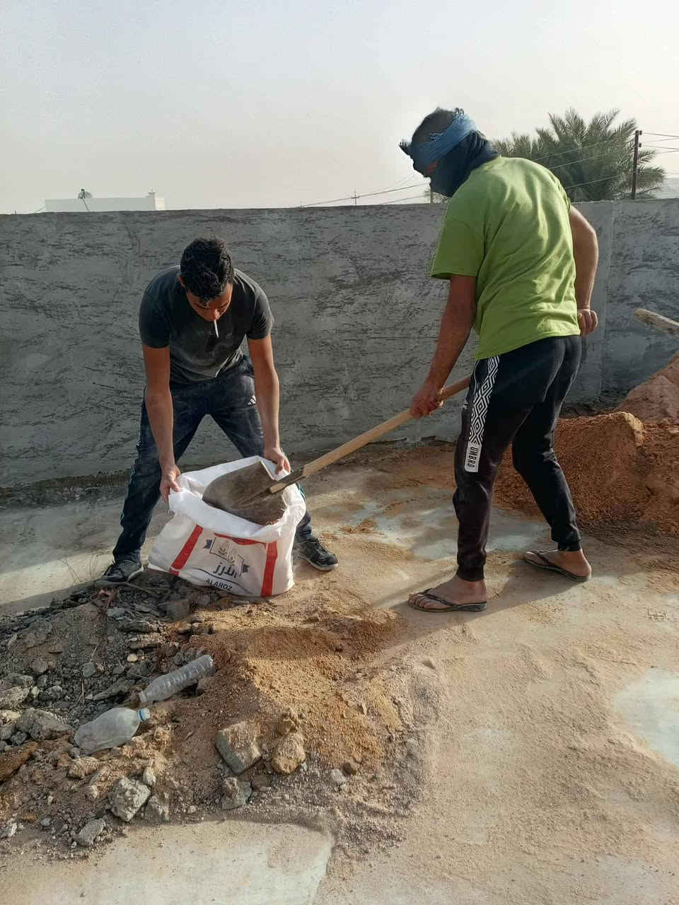 السلام عليكم /كادر عمل جاهز تصعيد مواد +تنضيف بيوت حدائق+ تفليش+ دفن نهري +نقل اثاث//معداتنه جاهزه
وسياره تجيك للبيت ماعليك بس الاتصال بالرقم ***********
