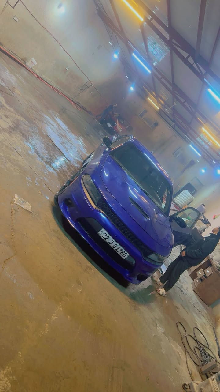 موديل 22 جاملغ وبنيد بدون دواخل حادث كلش بسيط سياره جديده بيها شخط بالباب الخلفي بيع سريع السعر 255  ورقه وبيها مجال مكانها كربلاء  ***********
