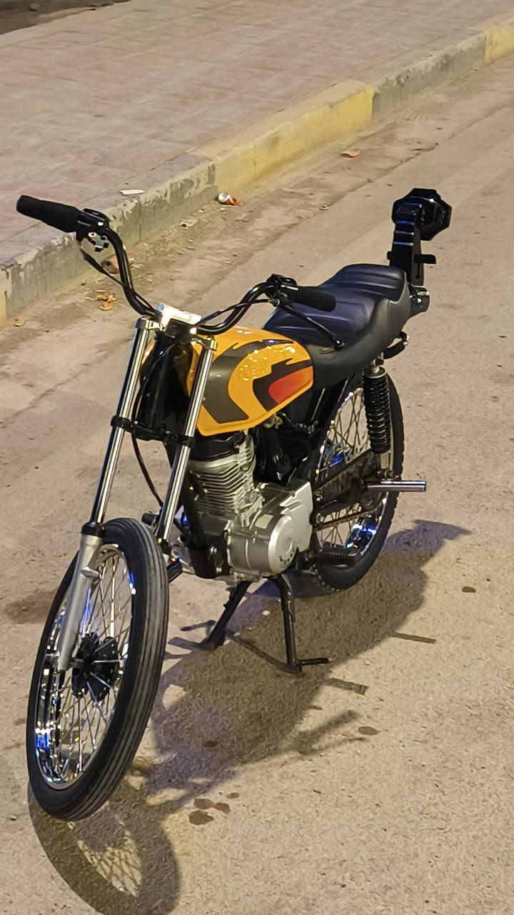 السلام عليكم دراجه للبيع موديل 19 معمر 24 كله مكاني كوت حي الحكيم شراي بي خير ويتدلل هاذ رقمي***********
