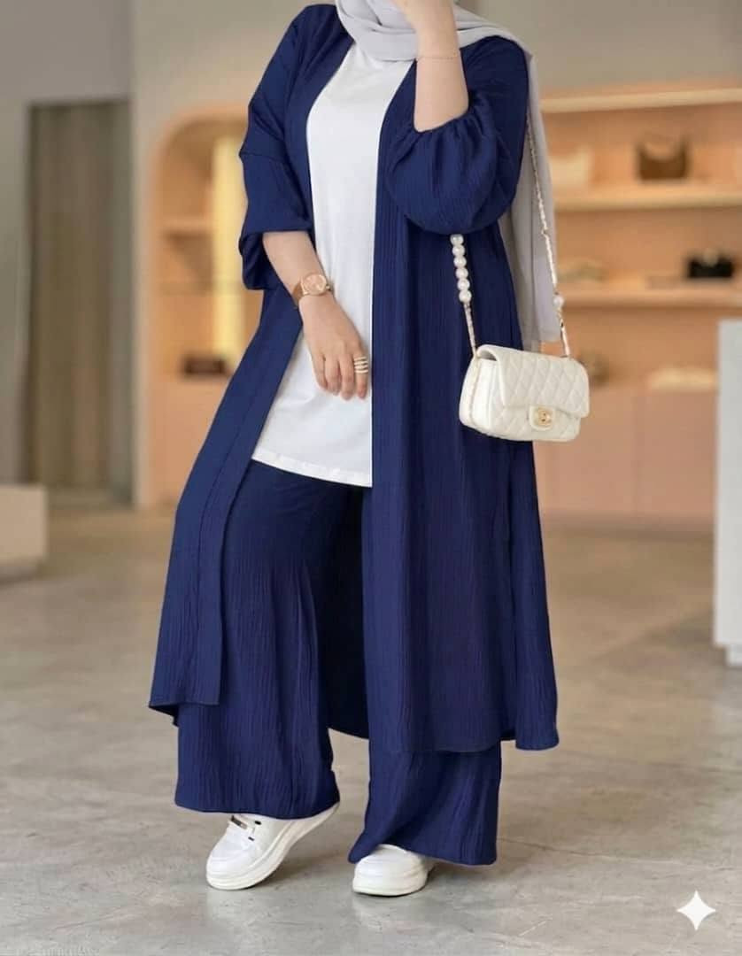 طقم ٣ قطع❤️
قماش ماربل اجنبي مكفول😍

طول الجاكيت 130 سم

الكنزة سوزيت قطن اجنبي🌹

طول الكنزة 70سم

القياس 1 بلبس 40/42/44

القياس 2بلبس46/48/50  
    
القياس 3بلبس 52.54       
           
6 الوان
اسود . توتي . نيلي .زنجاري .خمري .كحلي.


**إذا كنت صاحب هذا الإعلان وتريد حذفه لأي سبب، رجاءا أرسل رسالة إلى الدعم الفني**